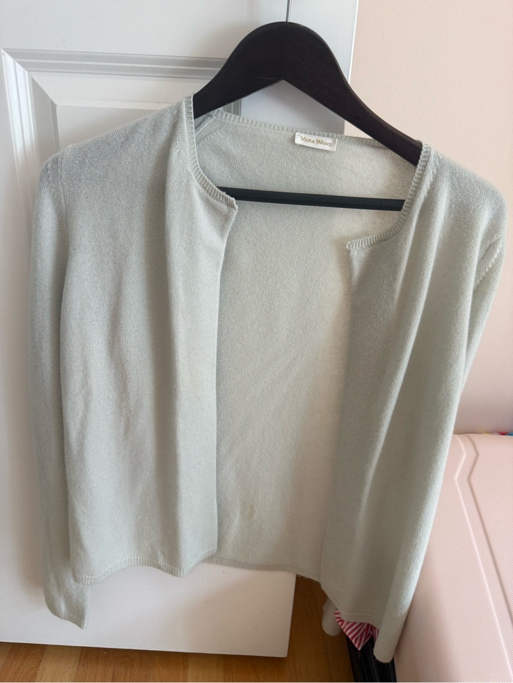 Vera Wang Light Sage Cashmere Open-Front Cardigan